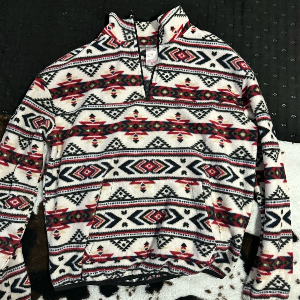 Cropped Sweater - Picture 3 of 6